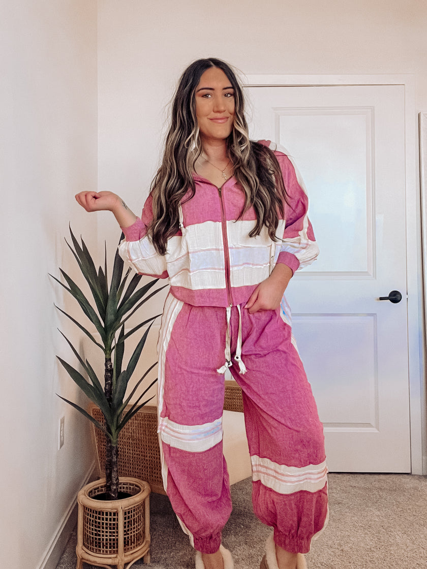 HEIRLOOM ROSE ZIP UP