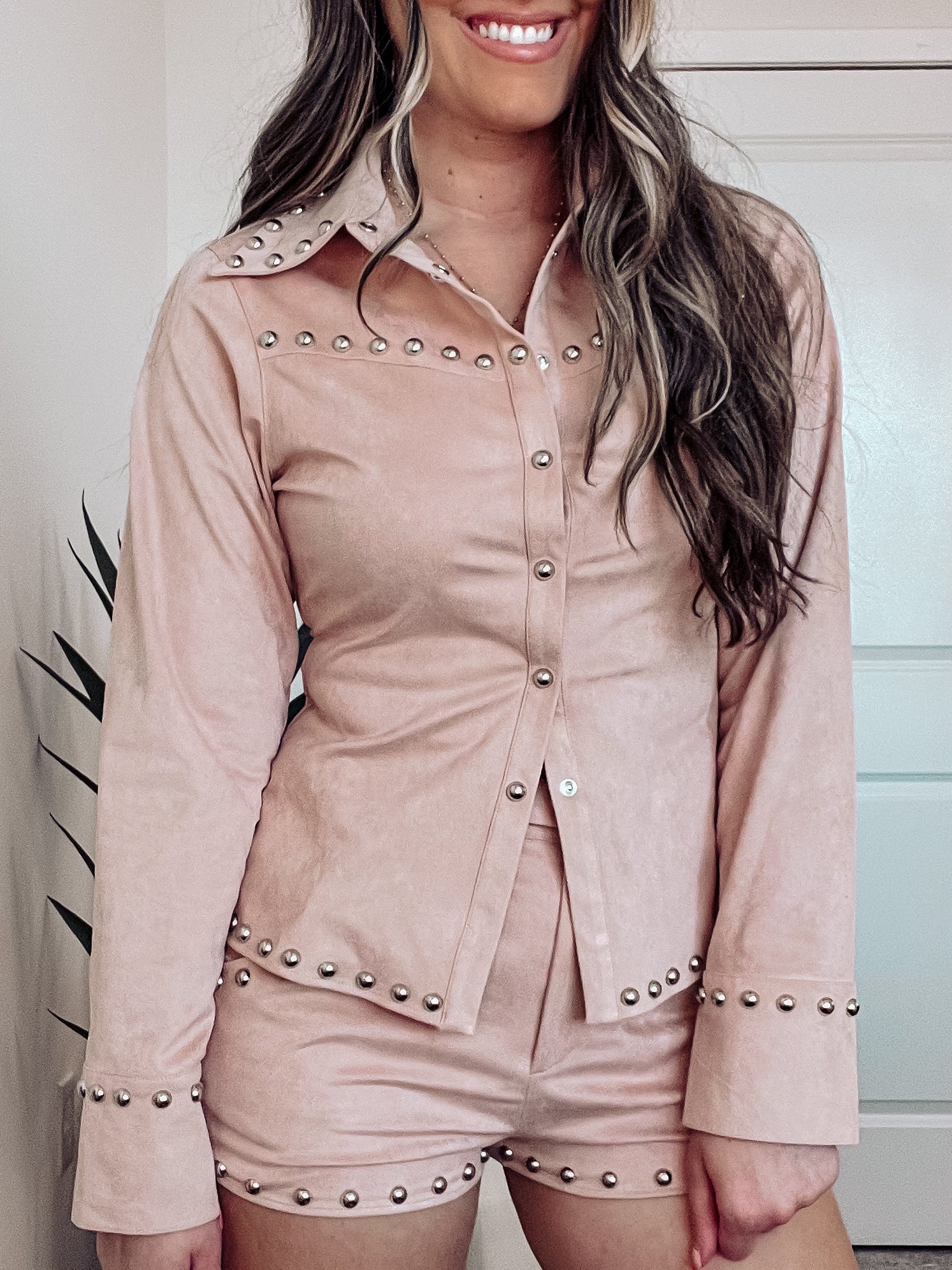 CHOOSIN' TEXAS STUDDED TOP