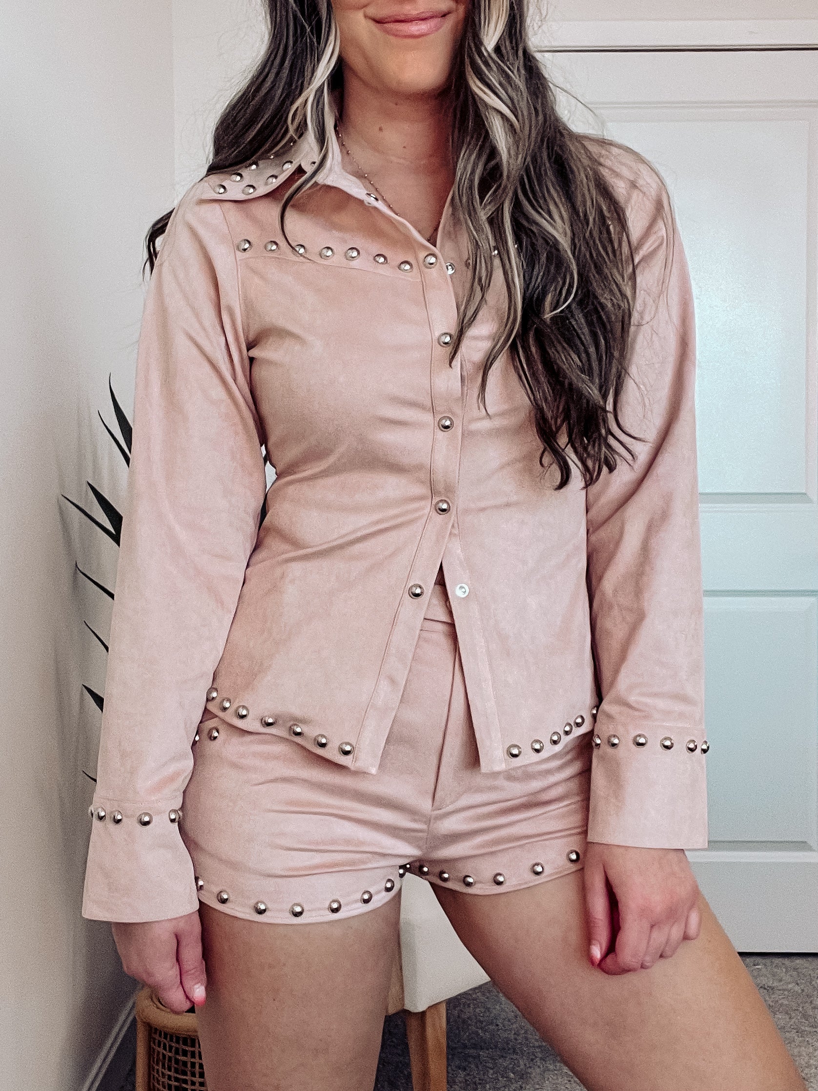 CHOOSIN' TEXAS STUDDED TOP