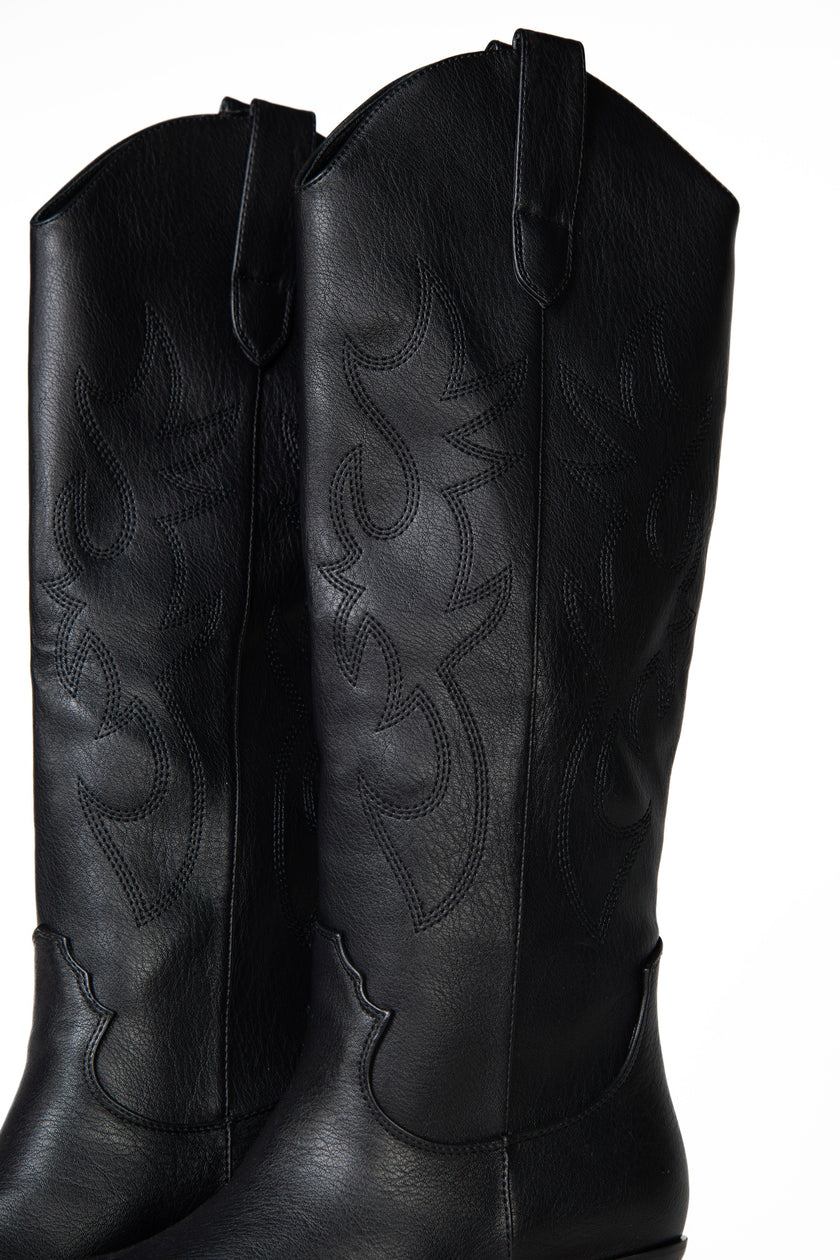 SADDLEBORN COWBOY BOOT - BLACK